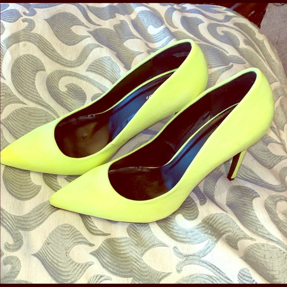 Sz 12 just fab neon pumps